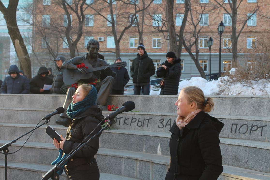 Читают актеры Читают актеры